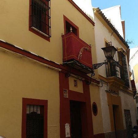 Recuerdos De La Abuela Apartment Seville Exterior photo